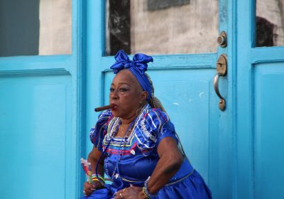 Santero: Una breve introducción al culto místico de los santeros cubanos